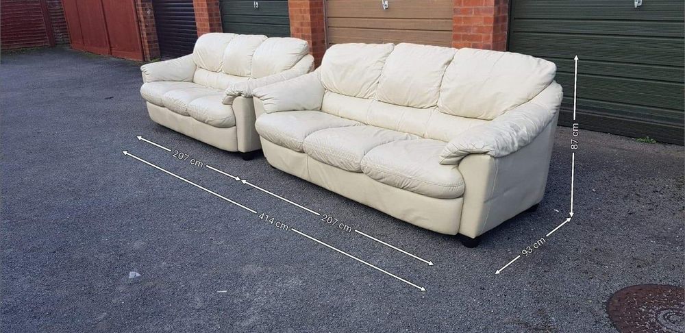 Canapea piele 3 locuri crem( una mai este disponibila)