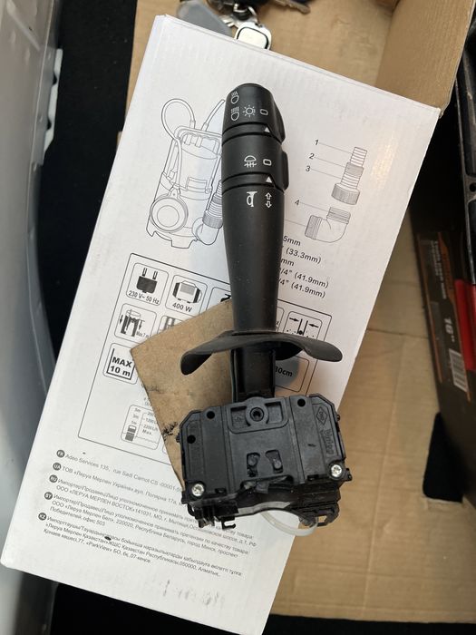 Maneta semanlizare/lumini Dacia