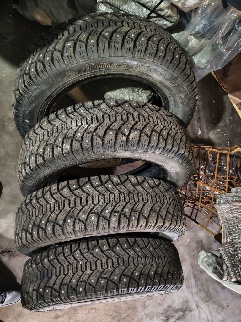 Продам шины зимнее Tunga Nordway