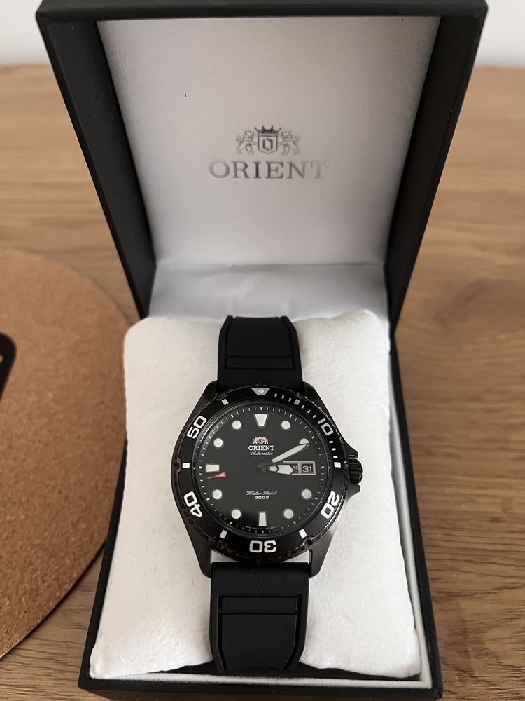 Apple watch 9 SS Cellular / Orient Kamasu/ Ray Raven II Black