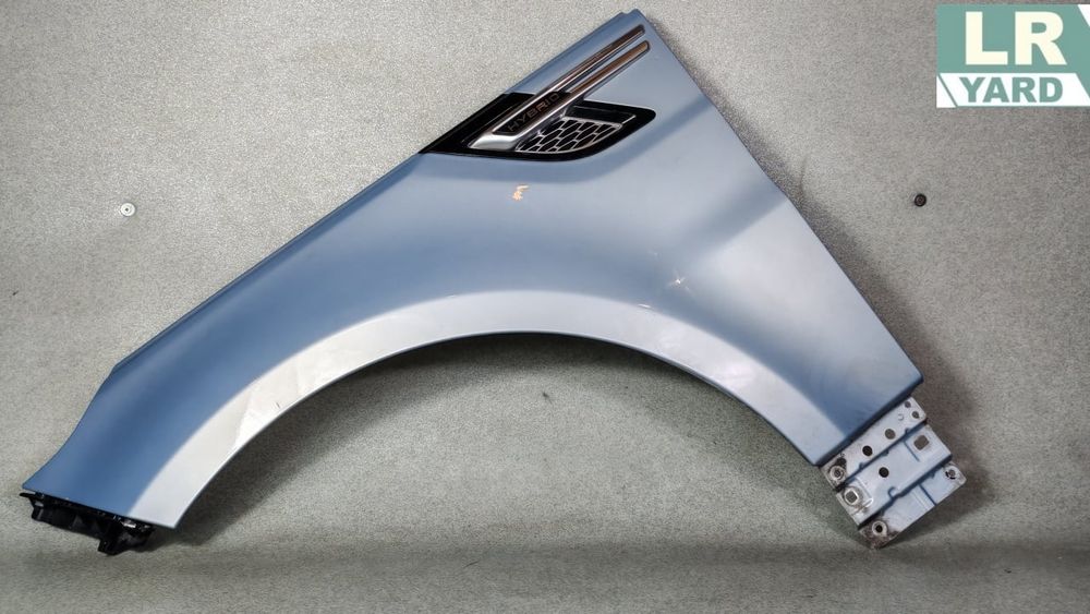 Aripa stanga RANGE ROVER SPORT 2014-2022 LR061824 dezmembrez