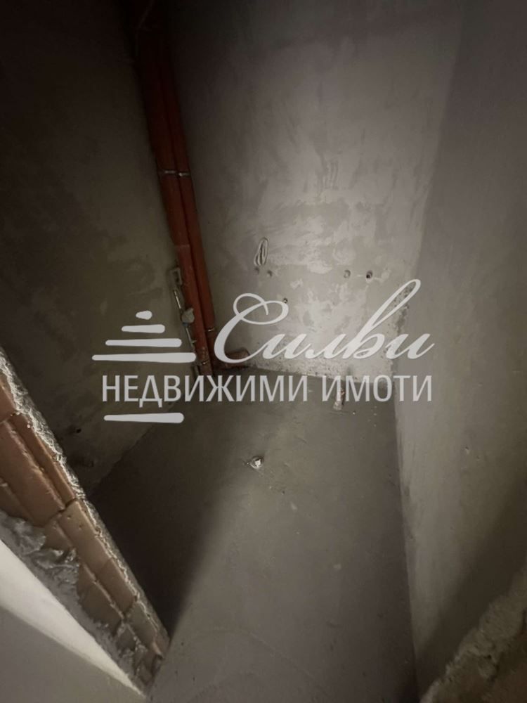 Продава се Двустаен апартамент в Търговище, Запад 1 - 88 кв.м за 811 €/кв.м - Снимка #4