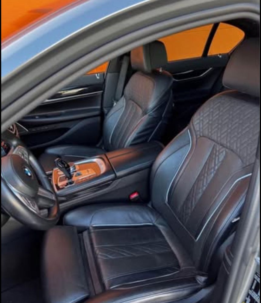 Bmw seria 7 pachet M 745e hibrid