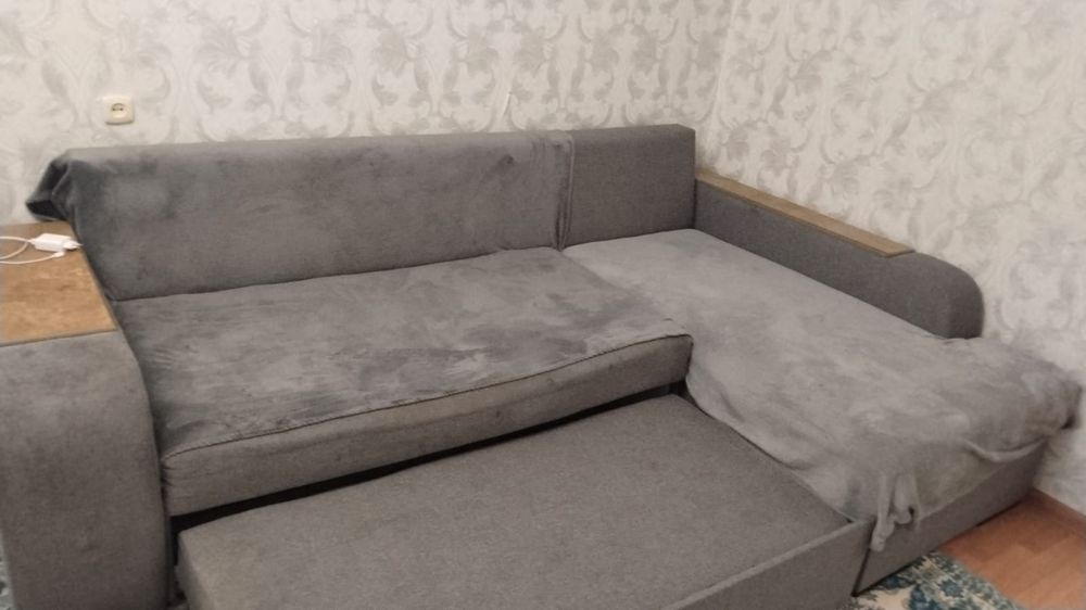 Б/у диван раскладной