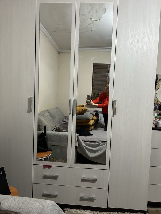 Шифоньер в отличном состоянии