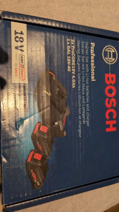 Set acumulator Li-Ion Bosch 2x ProCore 18V 4.0Ah + GAL18v40