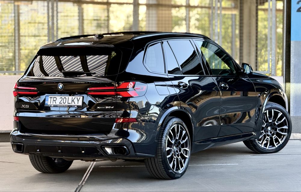 BMW X5 M 2024 3.0d 298cp Mild Hibrid TVA deductibil / Finantare