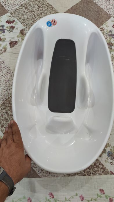 Ванночка для купания младенцев