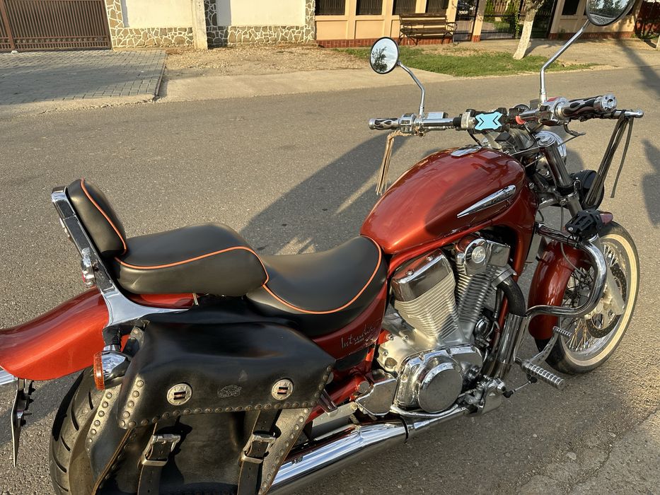 Suzuki Intruder VS1400