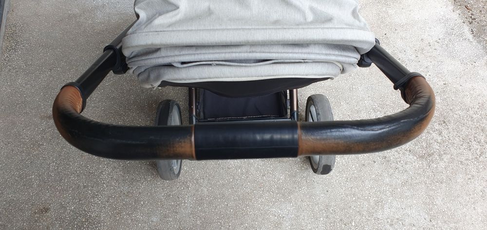 Mutsy IGo+ 2 аксесоара в същият цвят-чадър и зимно покривало