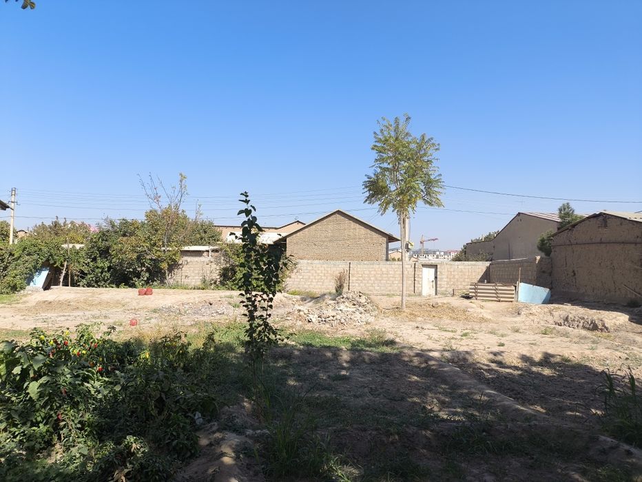 Yer sotiladi, kelishilgan holda, manzil Berigavoy