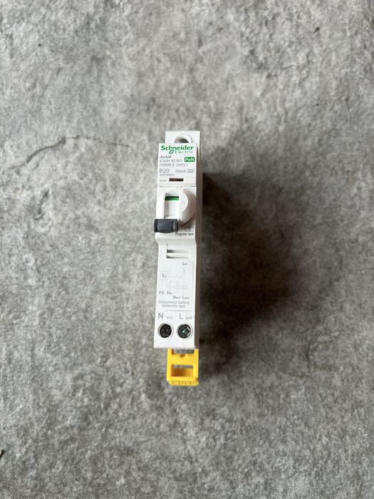 Sigurante Schneider Intreruptor Automat C10, B20, C20 tablou sigurante