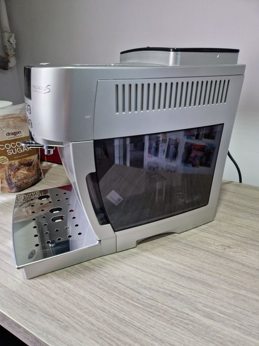 Aparat de cafea De'Longhi