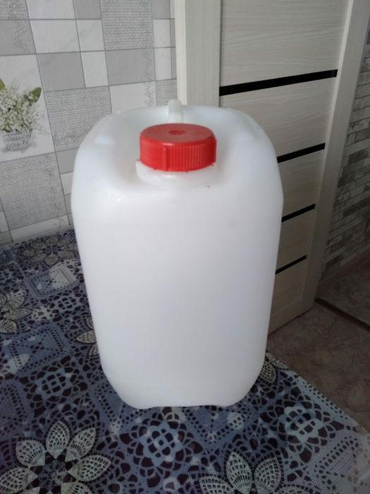 Канистра 10 литр...
