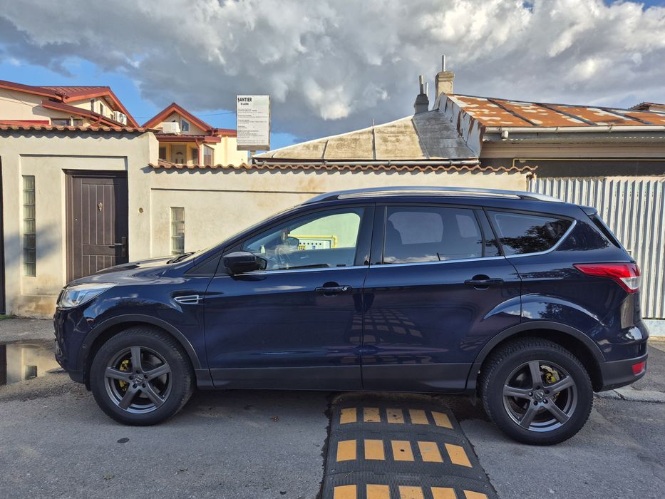 Ford Kuga 4x4 Titanium