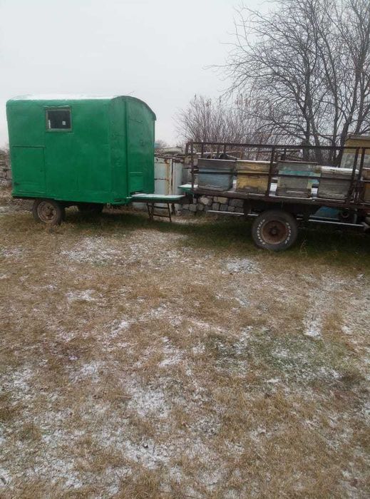 Продам вагончик с платформой для перевозки пчелосемей