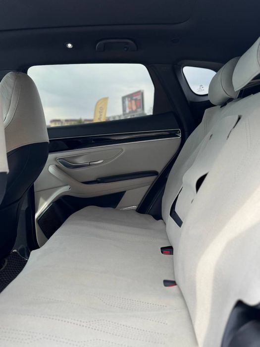 Byd song plus gibrit