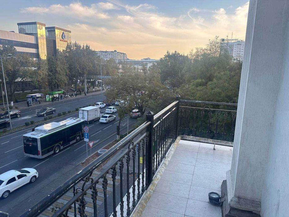 Office Arendaga beriladi Logistika uchun zor joy