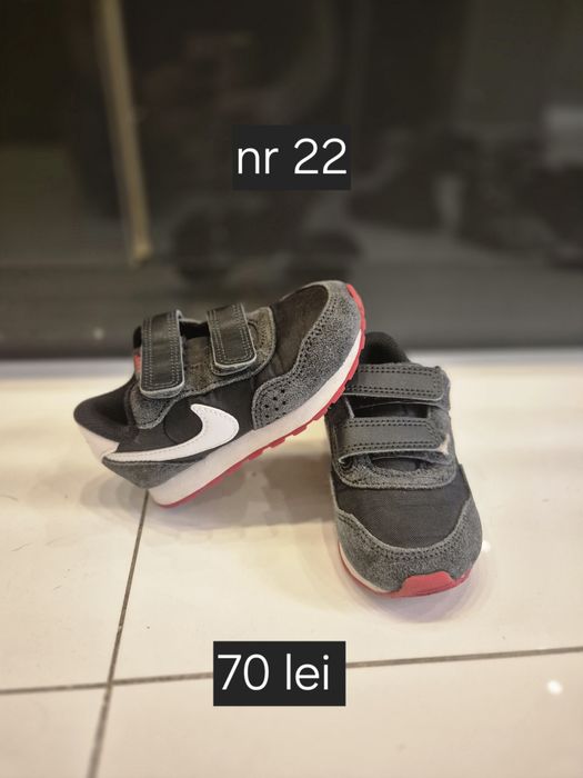 Adidași/ sandale baieti