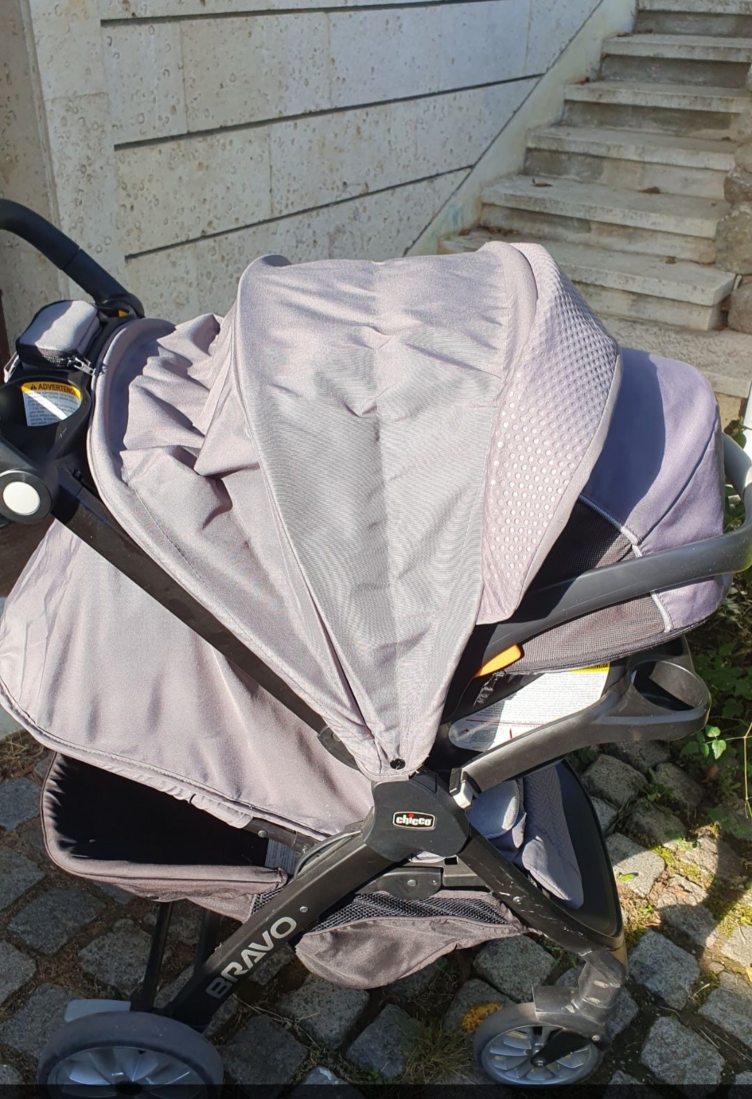 Chicco bravo trio travel system количка 3в1