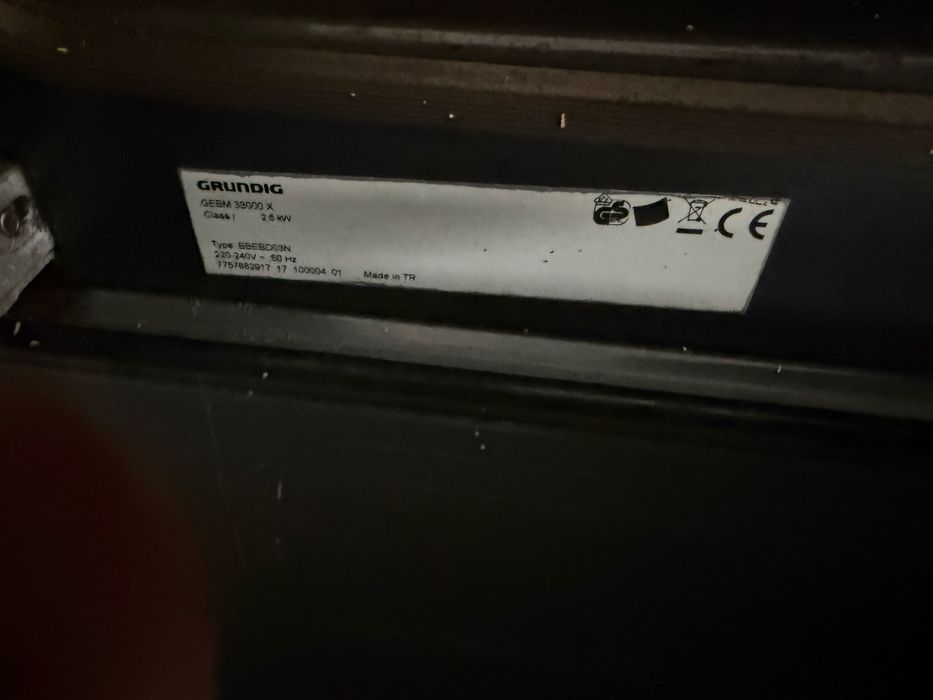 Cuptor incorporabil Grundig in stare perfecta de functionare