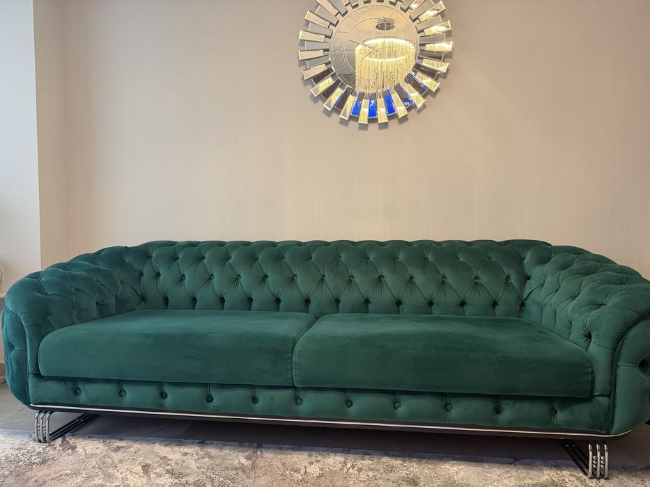 Set canapea , fotolii si masa