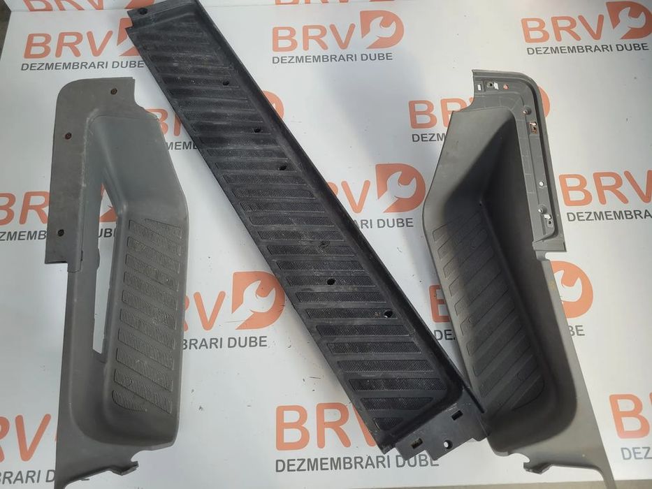 Scarita culisanta / fata pentru Mercedes Sprinter Euro 4 / Euro 5 (200