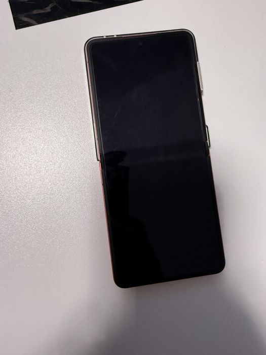 Samsung galaxy z flip 7 coral