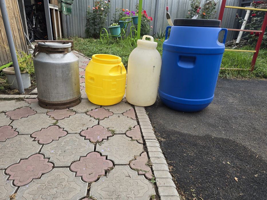 Продам пластиковые бочки