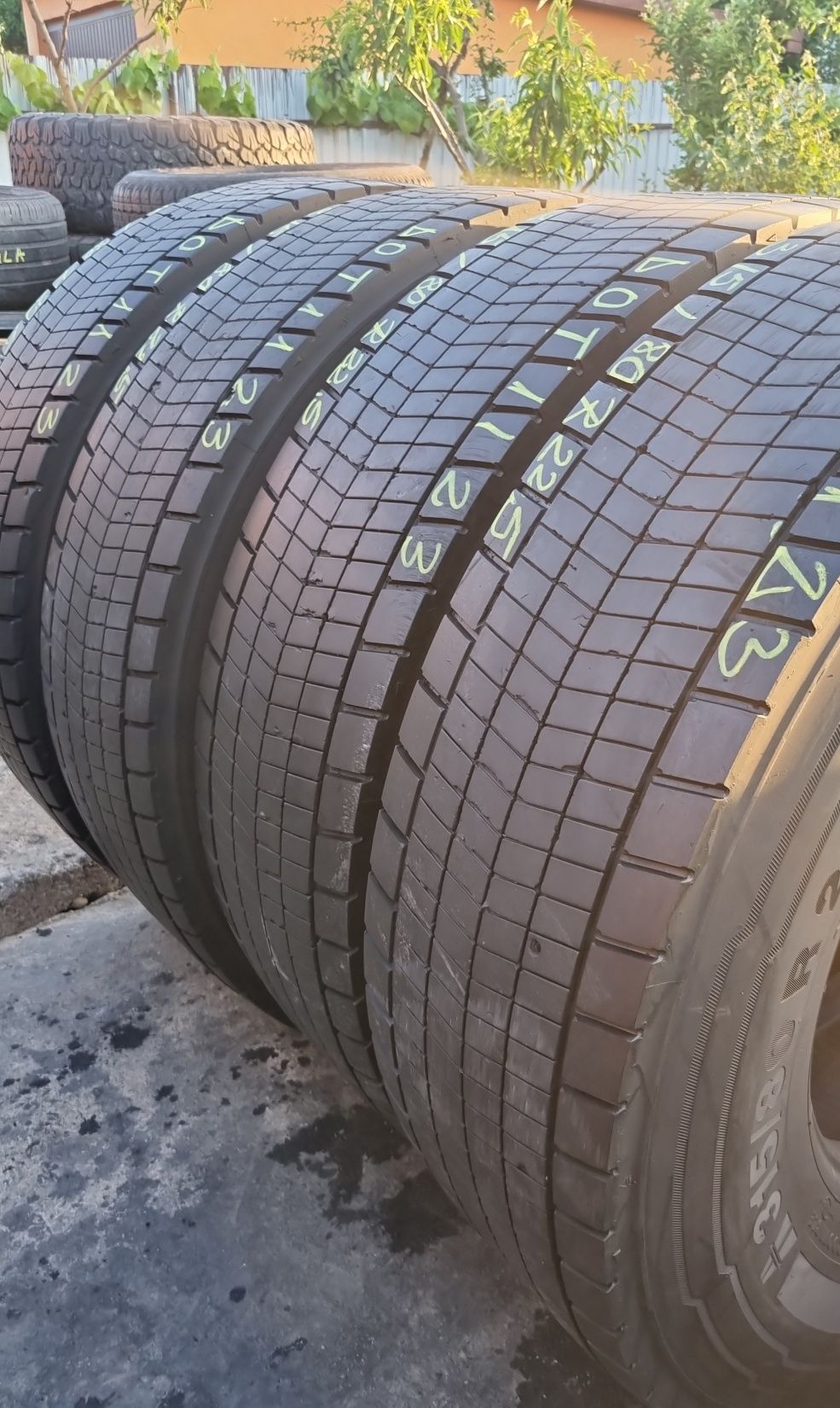4 Anvelope Tractiune Continental 315/80 R22.5 Stare Impecabilă DOT1123