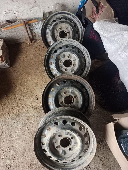 Продам штампы  R14