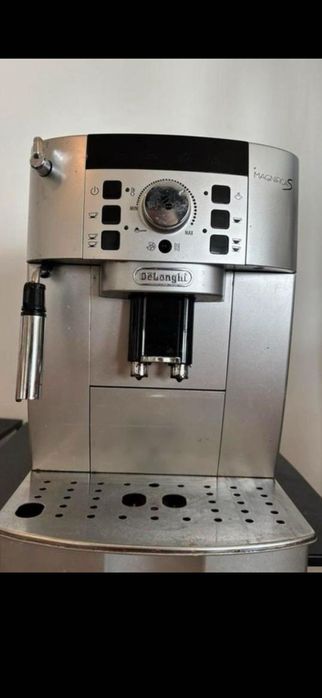 Кафе автомат  delonghi