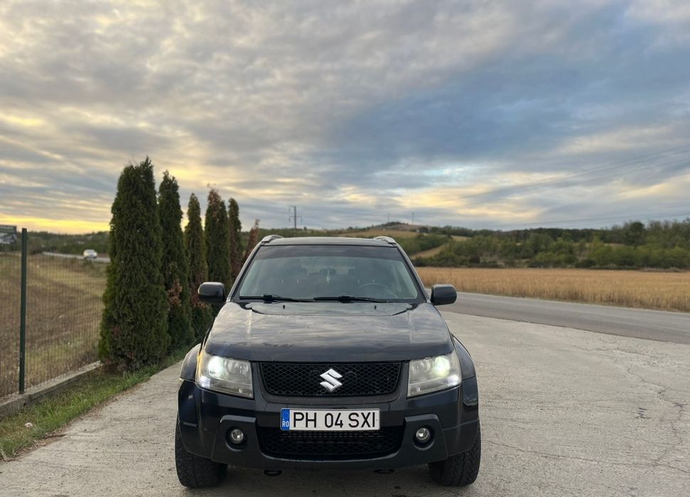 Vând Suzuki Grand Vitara