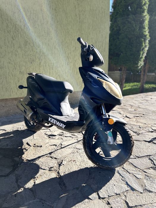 Mobră Keeway F-act 50