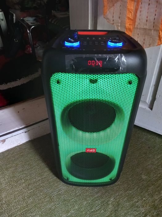 Vand boxă portabilă nouă