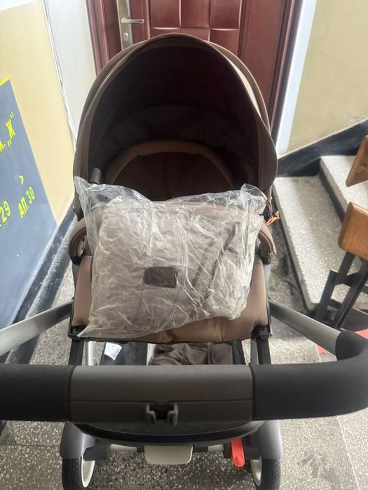 Бебешка количка Stokke