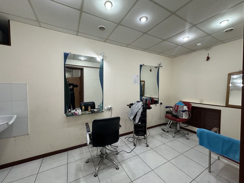 Очень срочно Продаётся не жилое помещение 127 кв, ориентир: Гламур