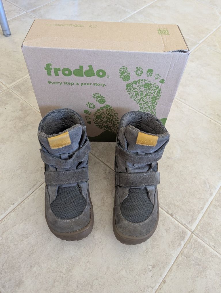 Продавам детски боси ботуши, Froddo, 34, размер