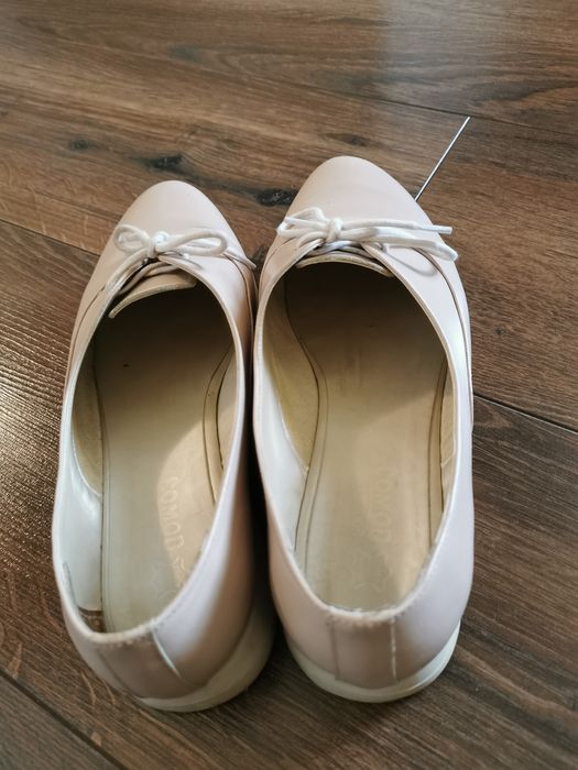 Vând balerini de piele mărimea 37