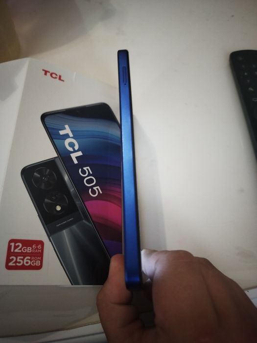 TCL 505 256gb 6+6 ran