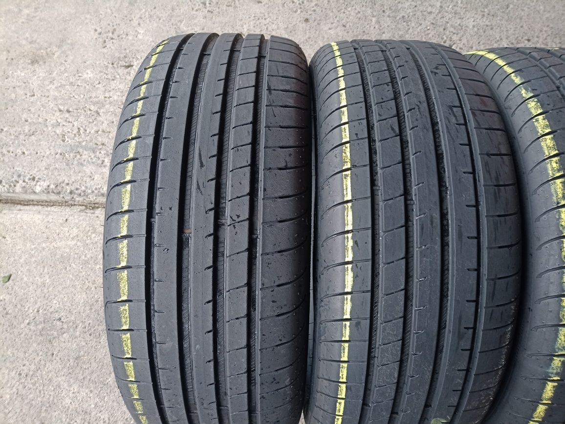 4 anvelope de vara ca si noi Goodyear 235/45 R19 dot 2022