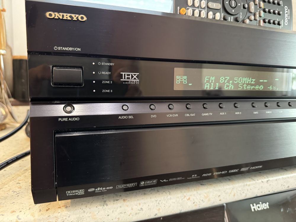 Onkyo TX-SR875 24 КГ Мощен ресивър