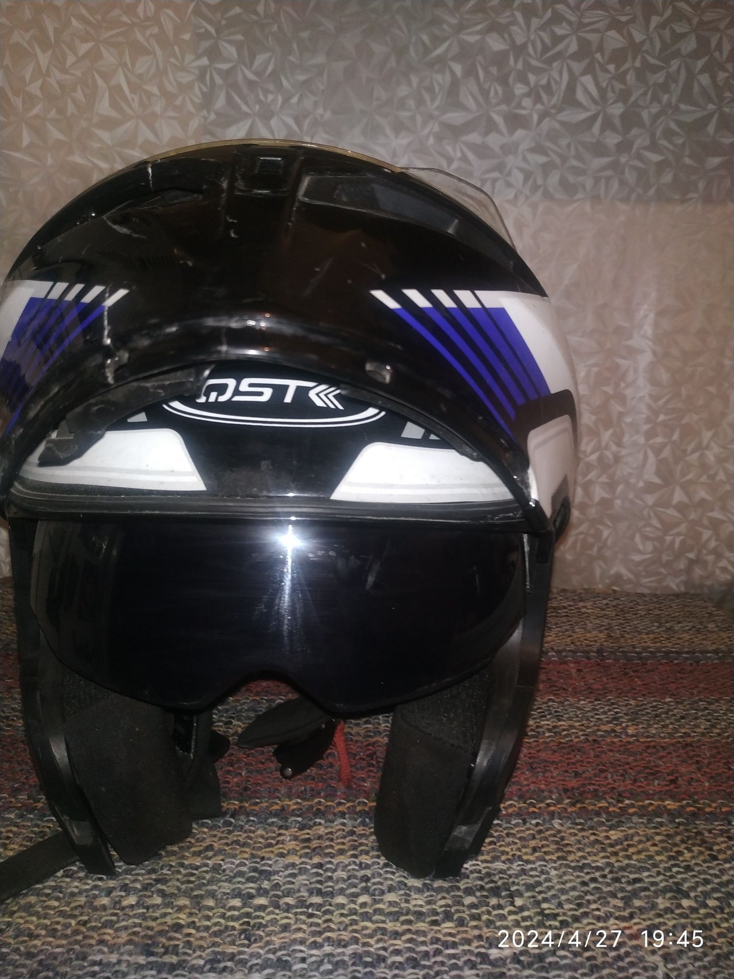 Шлем для мотоциклистов Б/У