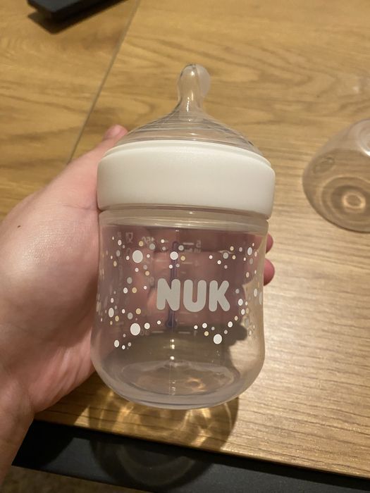 Biberoane Nuk unul este nou