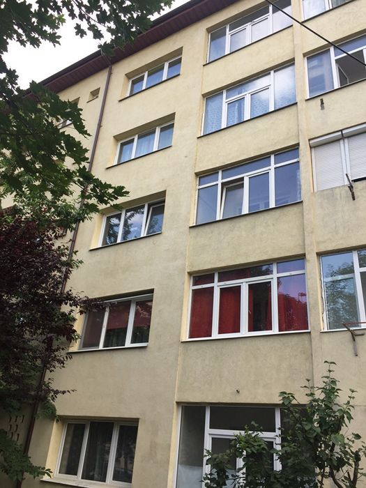 Apartament Renovat integral Str Mioritei nr 5B (langa posta8/central)