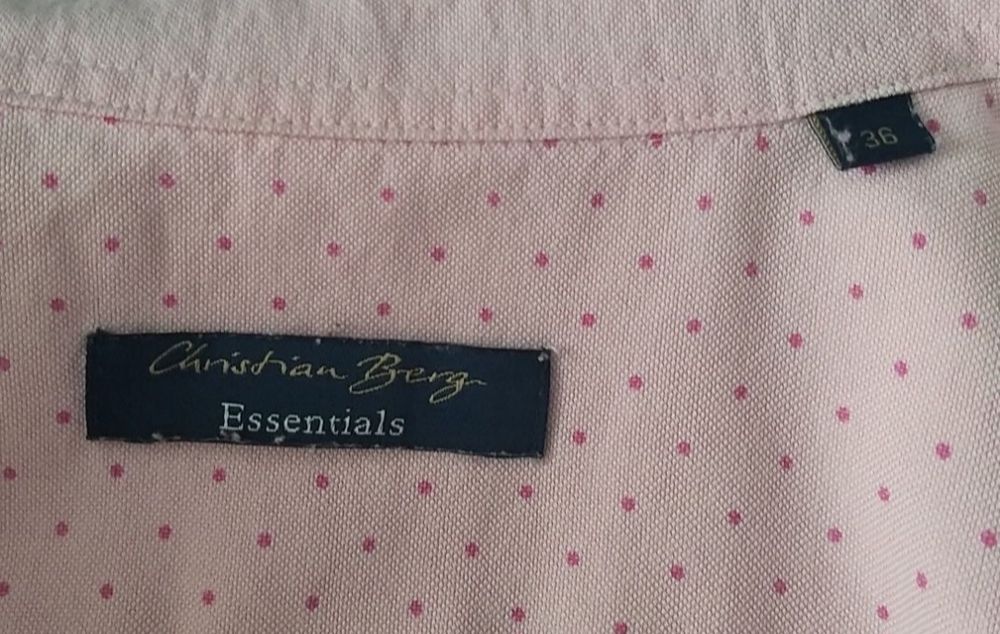 Fusta roz marca Zara