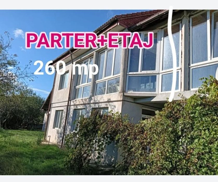 Casa 6 camere curte 900 mp anexa depozit piscina