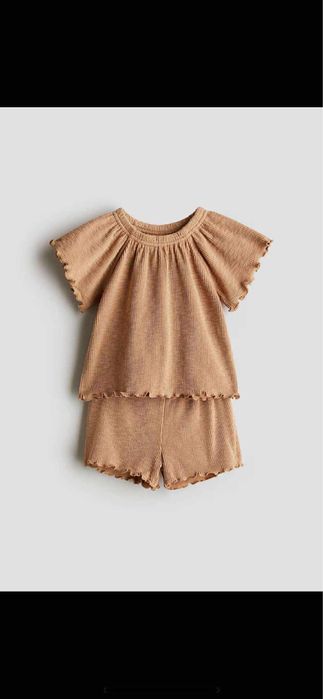 Hainute de bebe 6-9 luni