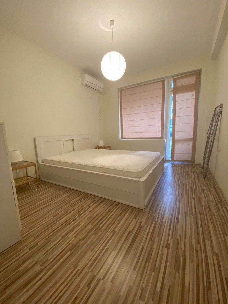 Дава се под наем Двустаен апартамент в Бургас, Изгрев - 44 кв.м за 275 € - Снимка #2