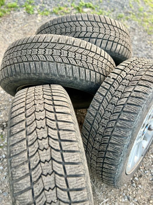 Джанти с гуми 16 цола за Е90/91 5х120